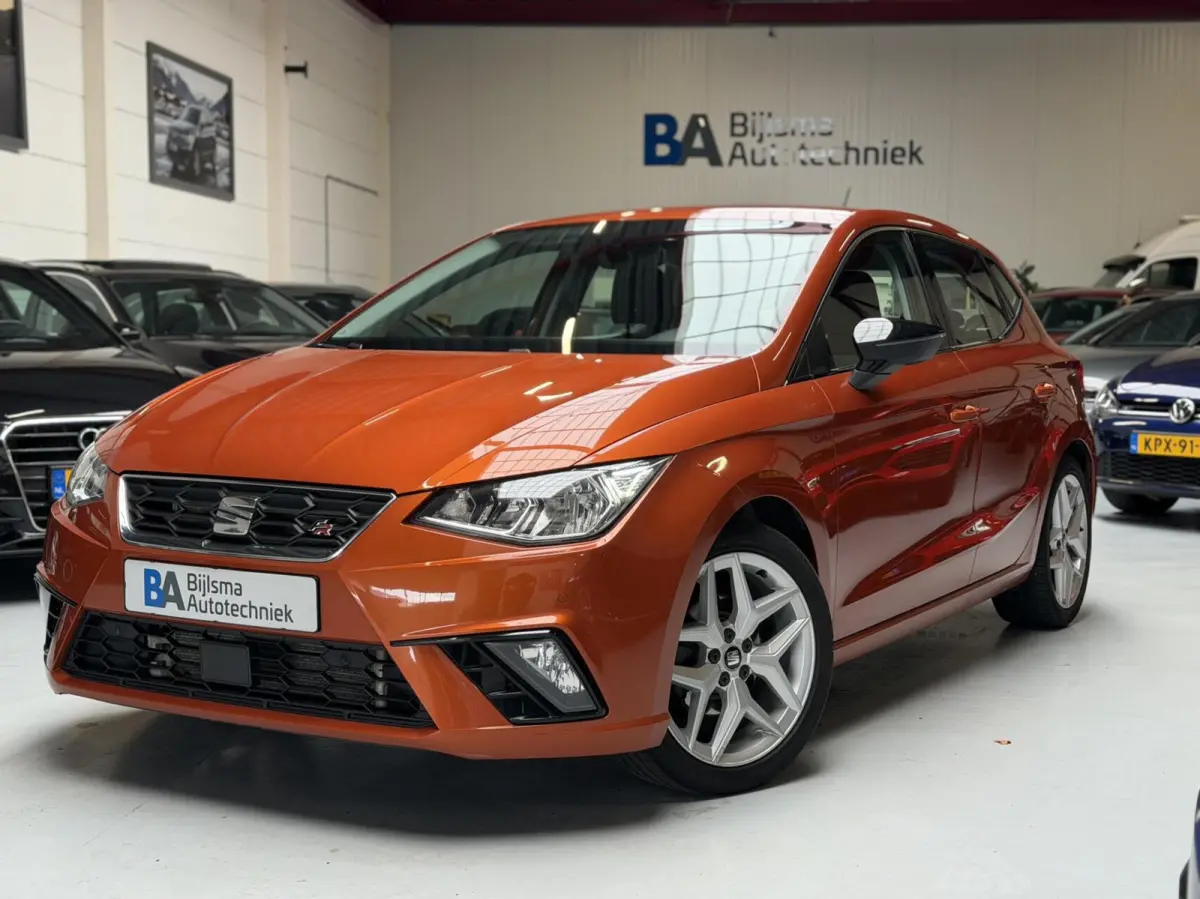 1.0 TSI FR | Camera | 116PK | 6-Bak | CarPlay