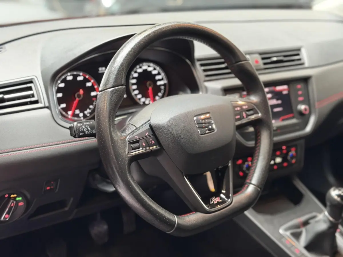 1.0 TSI FR | Camera | 116PK | 6-Bak | CarPlay