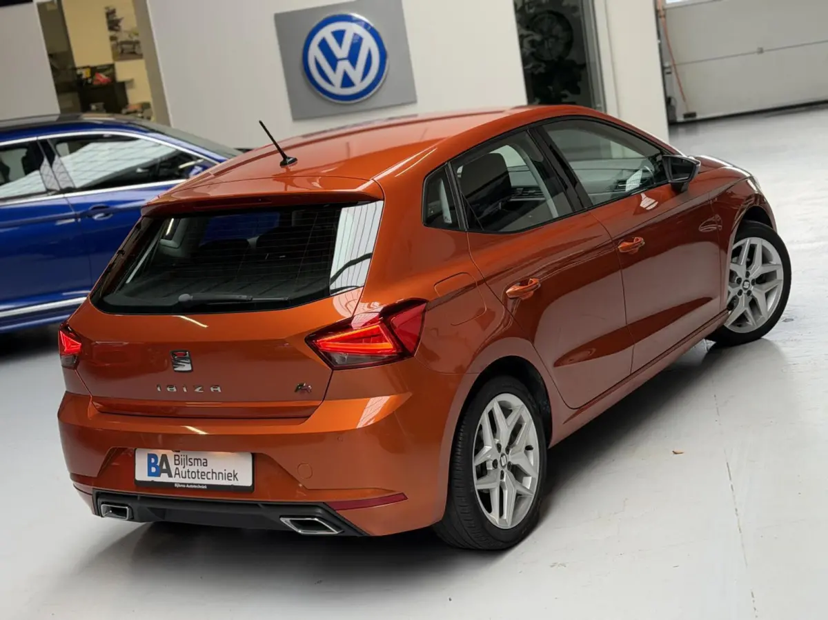 1.0 TSI FR | Camera | 116PK | 6-Bak | CarPlay