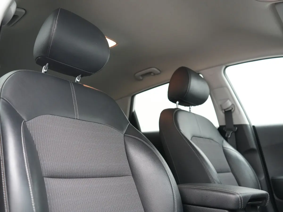 1.6 GDi DynamicLine PHEV 141pk | Trekhaak | Adaptive Cruise | Achteruitrijcamera | Apple Carplay/Android Auto | Navigatie | 16"L.M | Lane Assist | Plug In Hybrid |