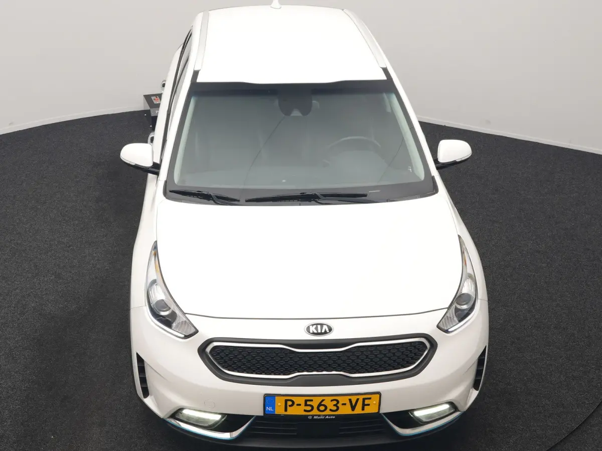 1.6 GDi DynamicLine PHEV 141pk | Trekhaak | Adaptive Cruise | Achteruitrijcamera | Apple Carplay/Android Auto | Navigatie | 16"L.M | Lane Assist | Plug In Hybrid |