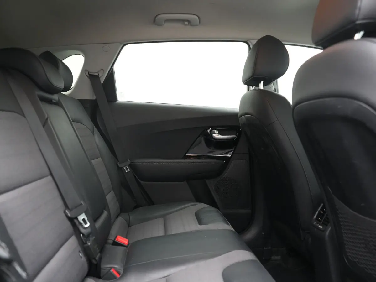 1.6 GDi DynamicLine PHEV 141pk | Trekhaak | Adaptive Cruise | Achteruitrijcamera | Apple Carplay/Android Auto | Navigatie | 16"L.M | Lane Assist | Plug In Hybrid |