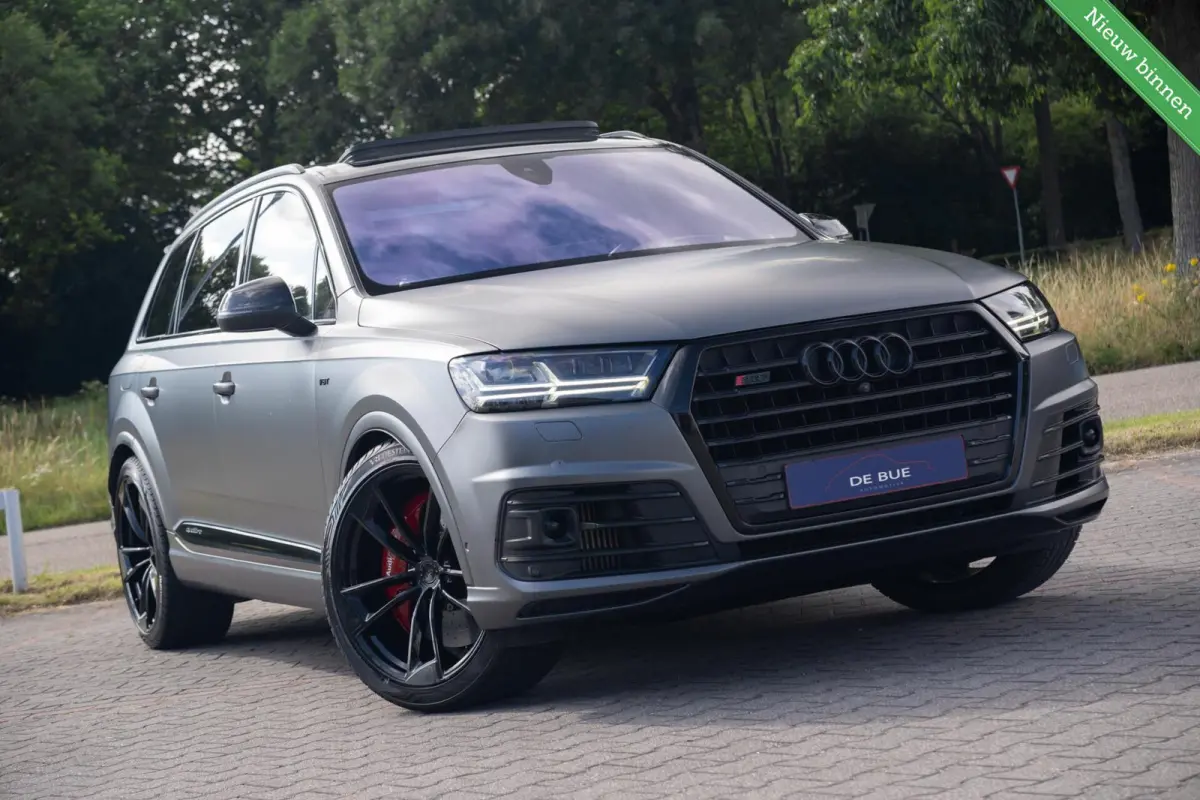 SQ7 4.0 V8 TDI SQ7 Quattro|Grijs Kenteken|Keramisch|Bang & Olufsen 4D|Achterasbesturing|Panoramadak|CarPlay|SoftClose|UNIEK|Dealer Onderhouden