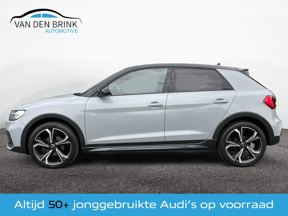 30 TFSI S-line Black Ed. Pijl grijs