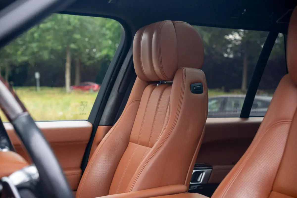 4.4 SDV8 Autobiography|4 Zitter|Prominent|Soft Close|Brembo|Alcantara|Panoramadak|Meridian|Minutieus Onderhouden|UNIEK