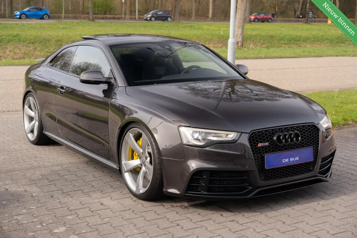 4.2 V8 FSI RS5 Quattro|B&O|Audi Exclusive|DAB|Panoramadak|Carbon|RS Dynamic|Dealer Onderhouden