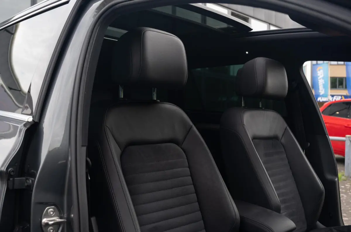 1.4 TSI GTE Highline|Org.NL NAP|2e Eig|Panoramadak|Virtual|Trekhaak|DAB|Camera|Dealer Onderhouden