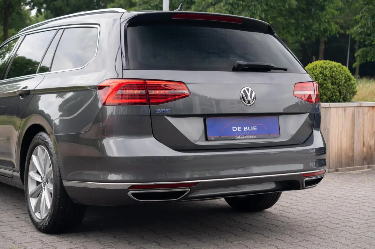 1.4 TSI GTE Highline|Org.NL NAP|2e Eig|Panoramadak|Virtual|Trekhaak|DAB|Camera|Dealer Onderhouden