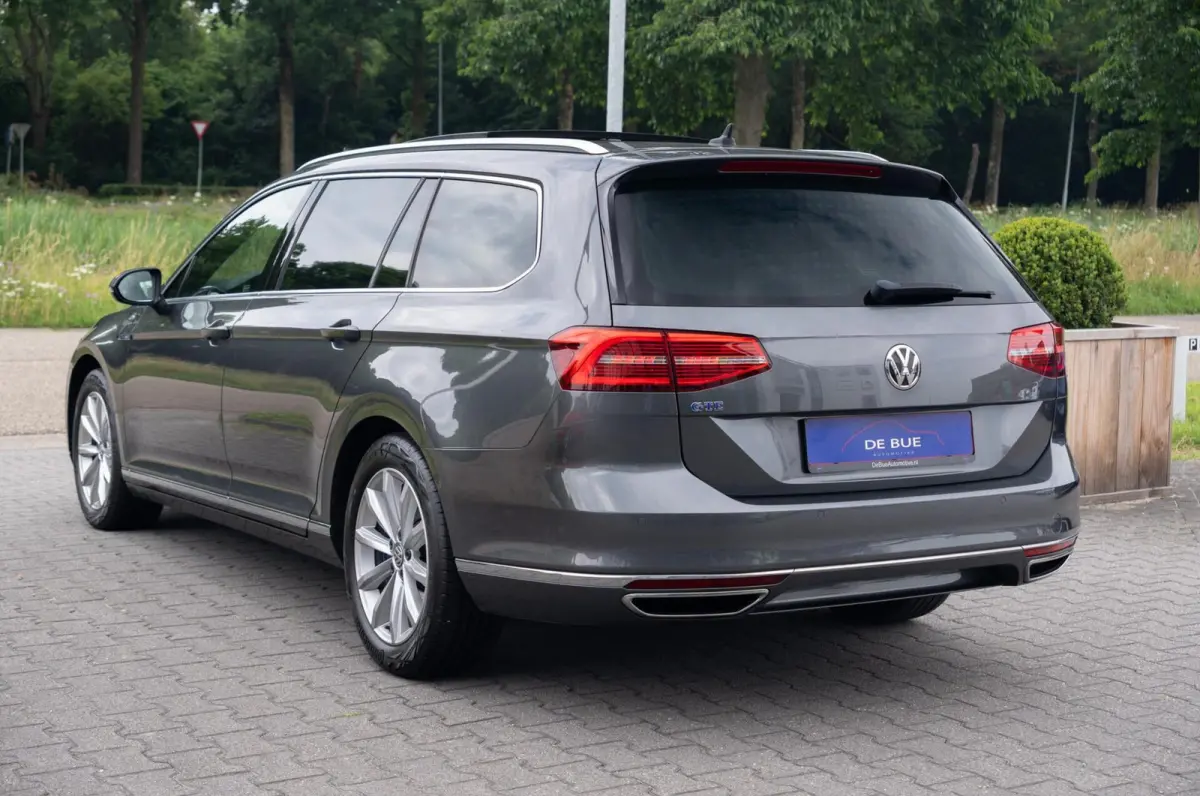 1.4 TSI GTE Highline|Org.NL NAP|2e Eig|Panoramadak|Virtual|Trekhaak|DAB|Camera|Dealer Onderhouden