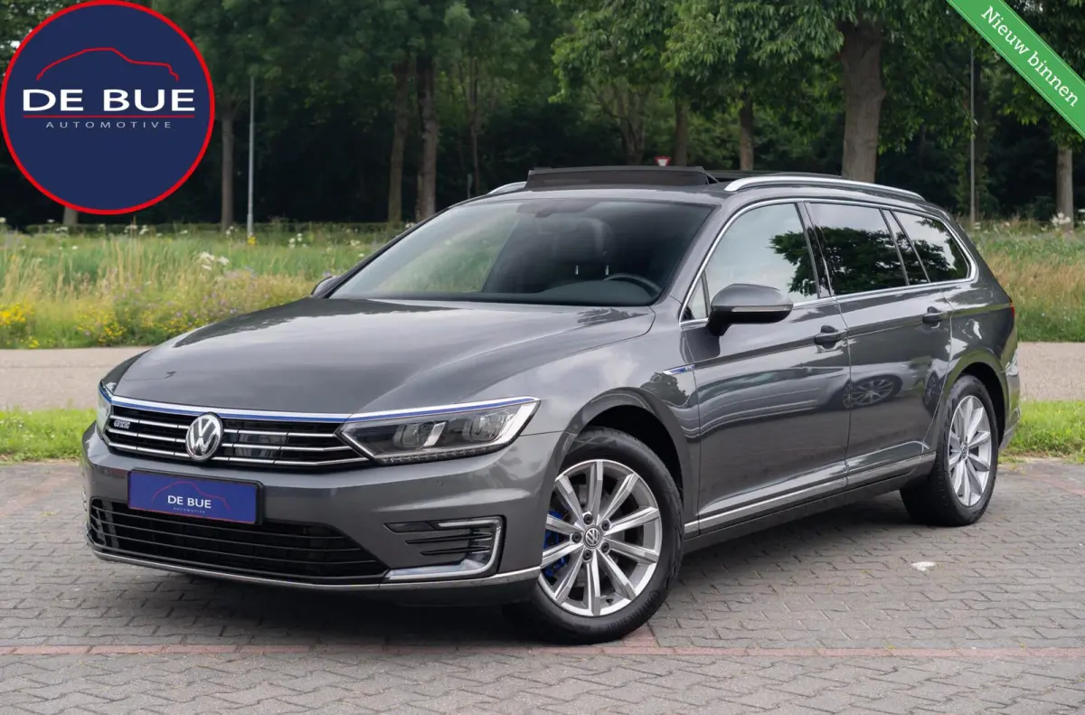 1.4 TSI GTE Highline|Org.NL NAP|2e Eig|Panoramadak|Virtual|Trekhaak|DAB|Camera|Dealer Onderhouden