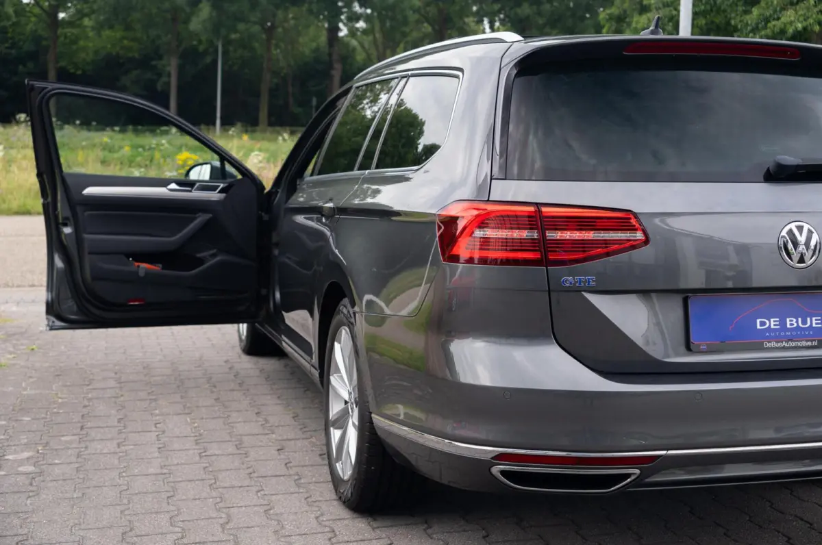 1.4 TSI GTE Highline|Org.NL NAP|2e Eig|Panoramadak|Virtual|Trekhaak|DAB|Camera|Dealer Onderhouden