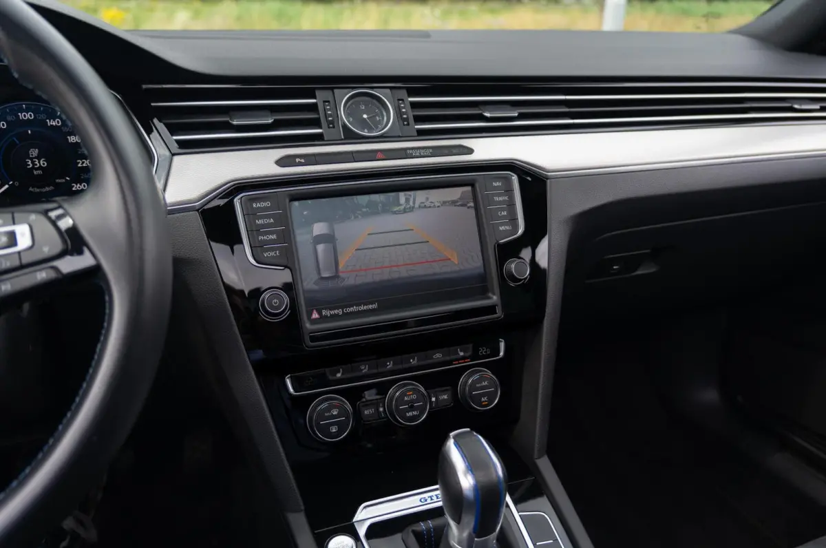1.4 TSI GTE Highline|Org.NL NAP|2e Eig|Panoramadak|Virtual|Trekhaak|DAB|Camera|Dealer Onderhouden