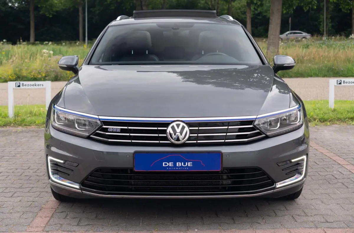 1.4 TSI GTE Highline|Org.NL NAP|2e Eig|Panoramadak|Virtual|Trekhaak|DAB|Camera|Dealer Onderhouden