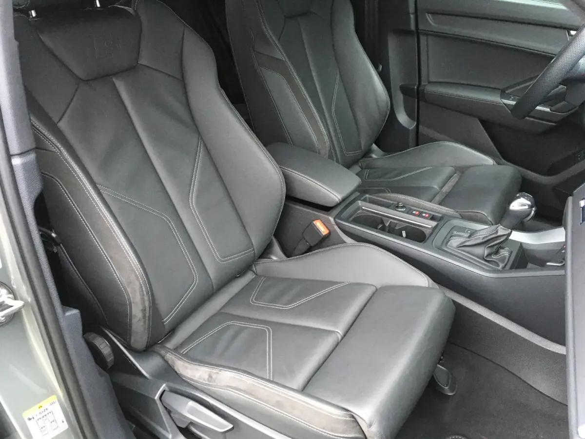 35 TFSI S-Line Pano Chronos grey