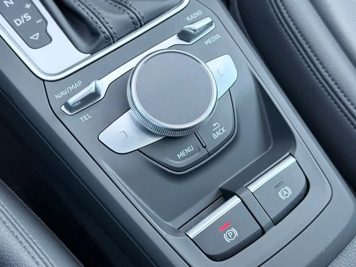 35 TFSI S Edition Pano/Virtual/Camera/Leer