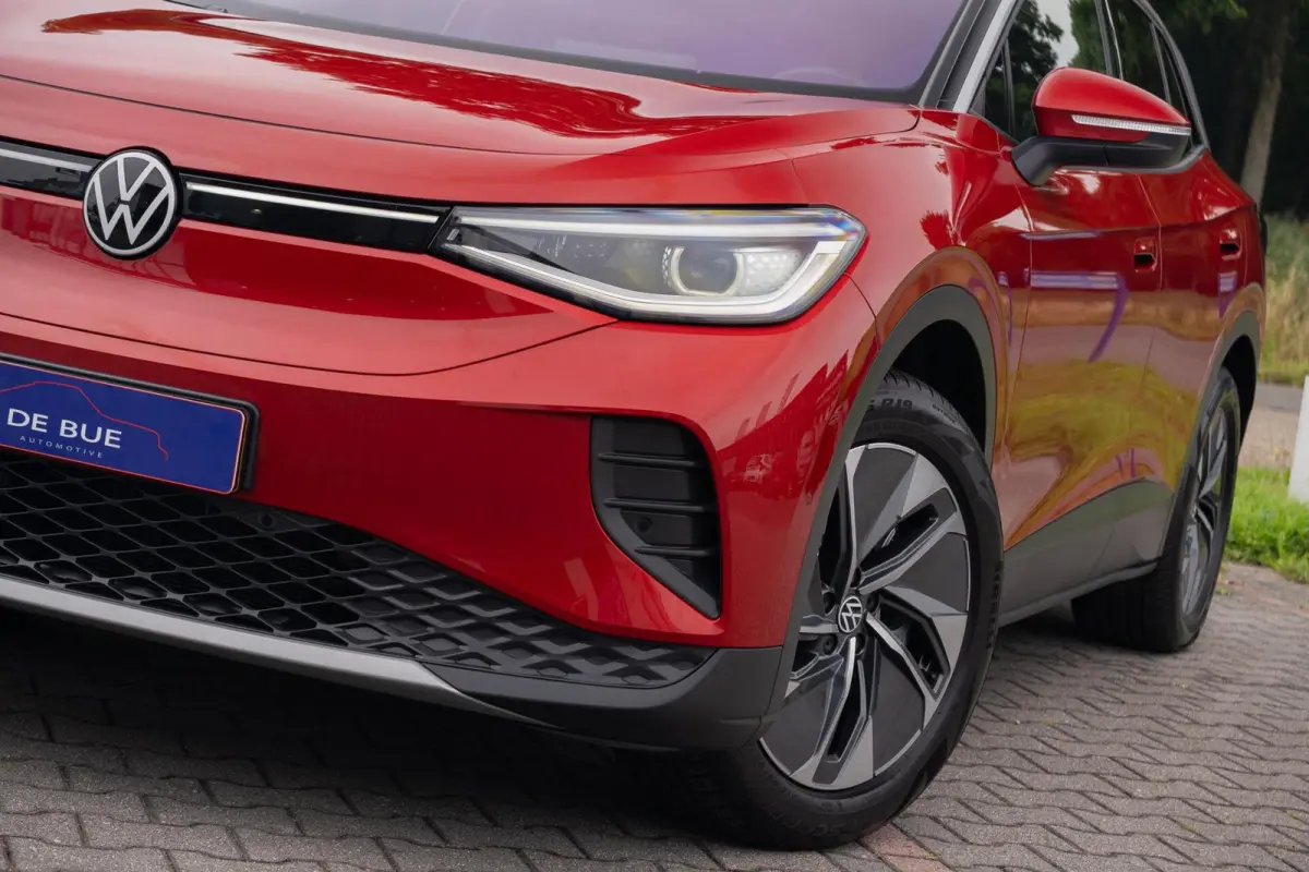 Pro Limited Plus 77 kWh|IQ Light|Trekhaak|Kings Red|CarPlay|Dealer Onderhouden