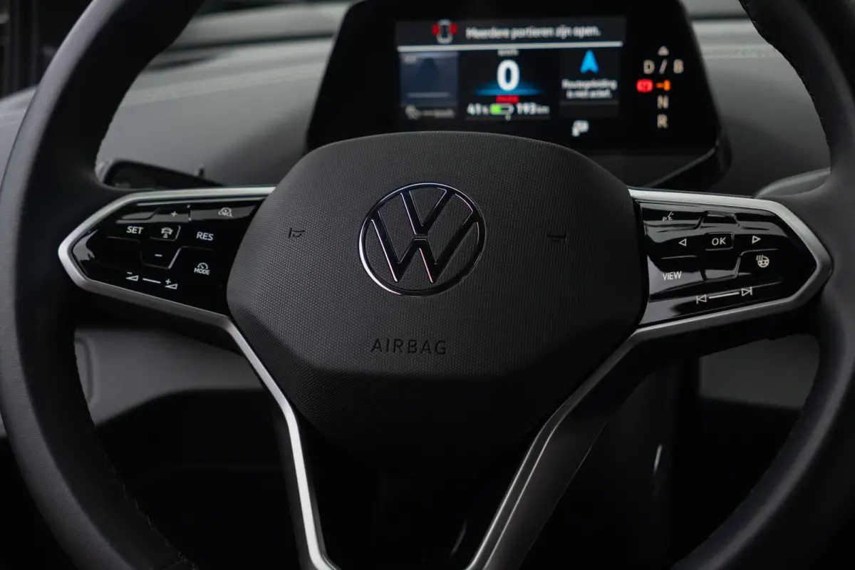 Pro Limited Plus 77 kWh|IQ Light|Trekhaak|Kings Red|CarPlay|Dealer Onderhouden