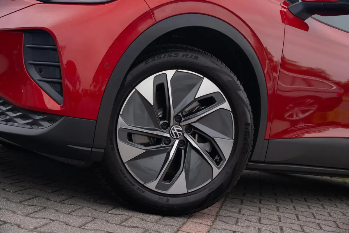 Pro Limited Plus 77 kWh|IQ Light|Trekhaak|Kings Red|CarPlay|Dealer Onderhouden