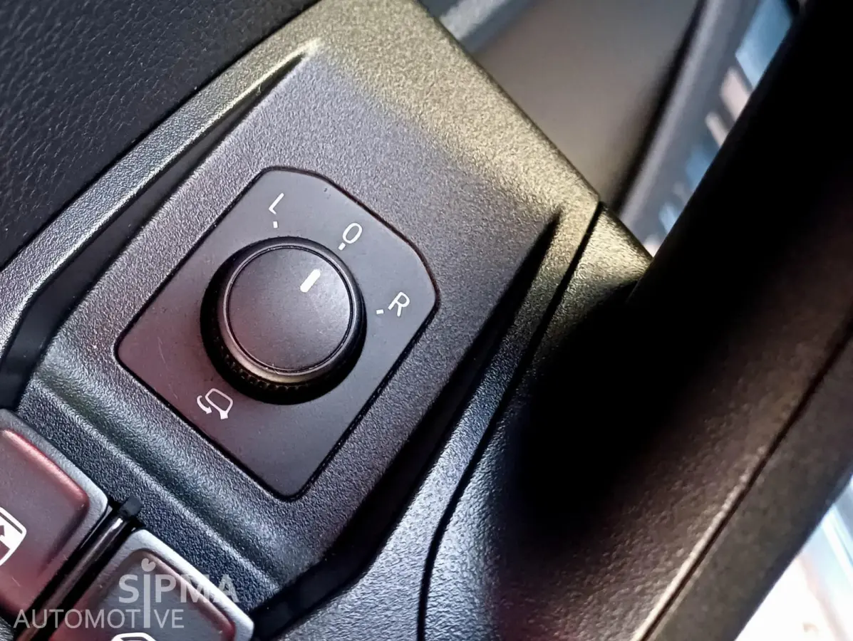 1.0 EcoTSI FR Business Intense/Led/Camera/Carplay/95pk