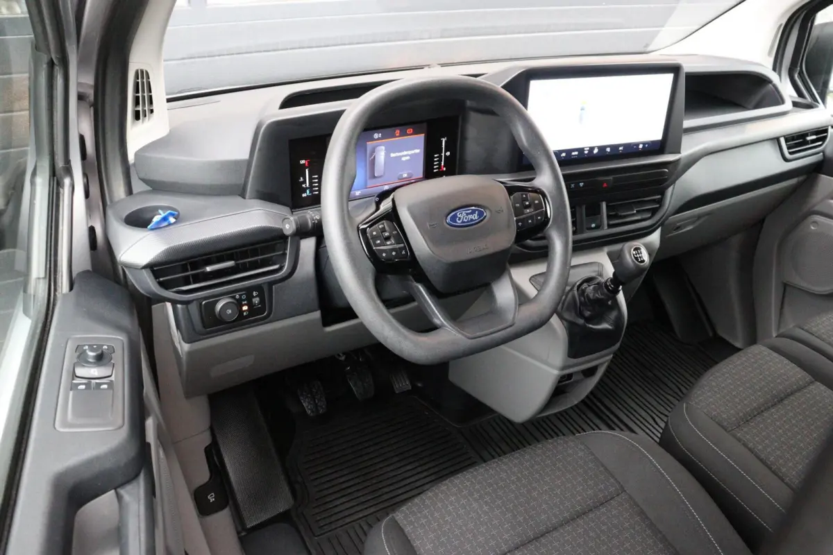 2.0 TDCI L2H1 l DUBBEL CABINE l CARPLAY l TREKHAAK l AIRCO