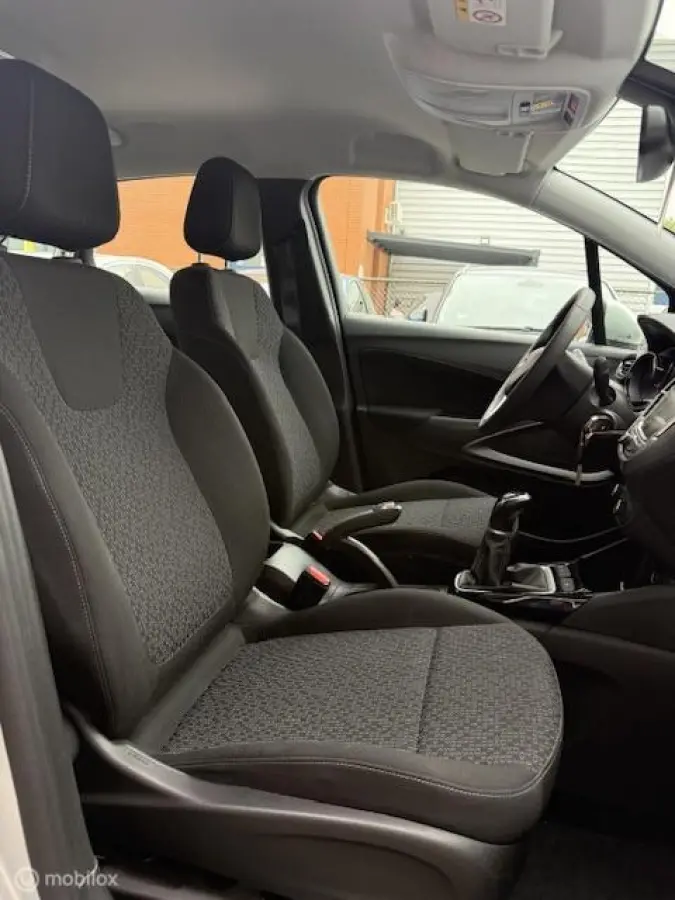 1.2 Benzine Trekhaak | CarPlay | Navi