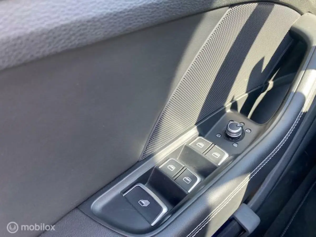1.4 TFSI Automaat S-Tronic CoD Ambiente Pro S-Line Plus , Nederlandse auto , Stoel verwarming , Nek verwarming , Windscherm