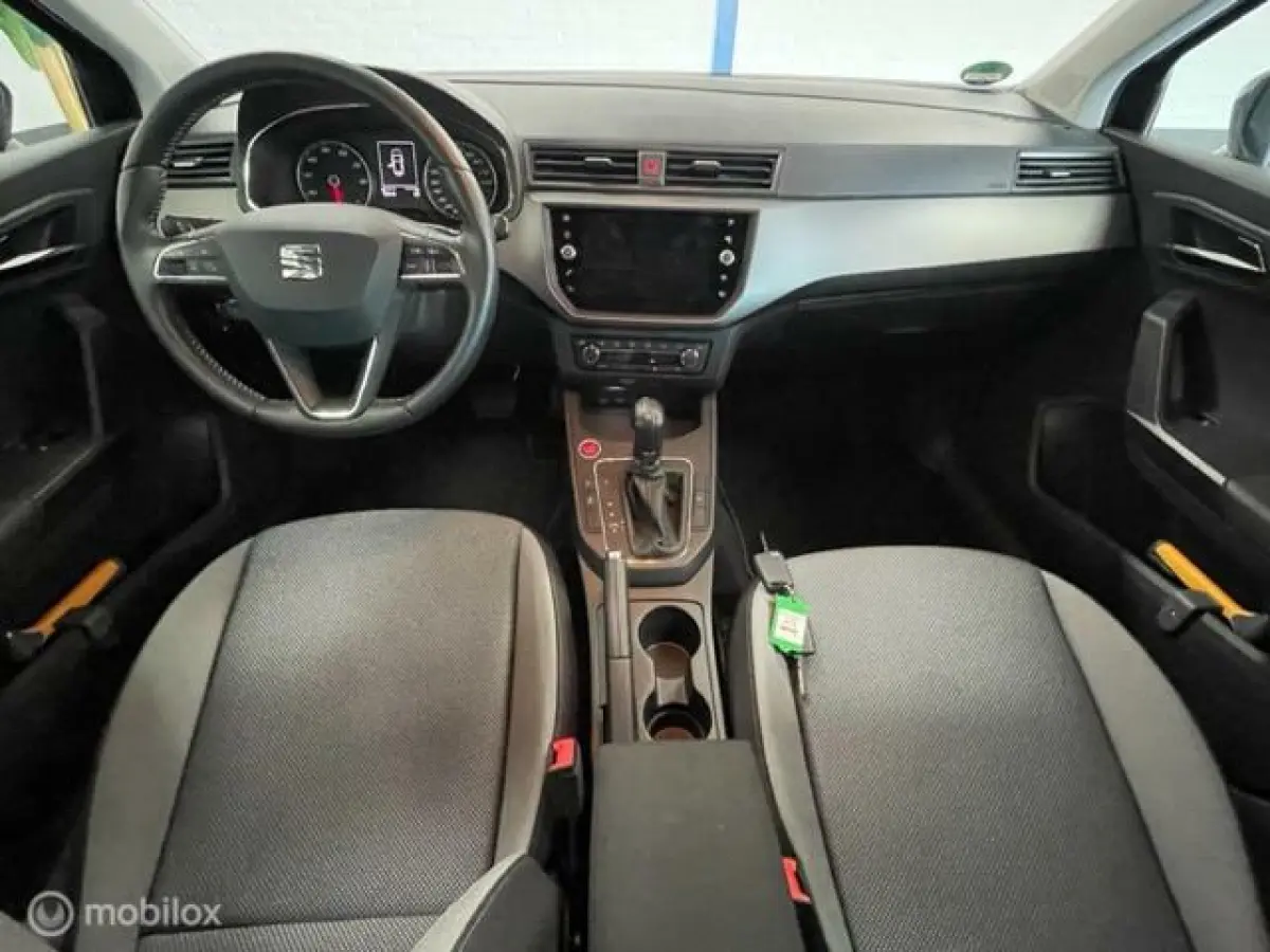 1.0 TSI Style Business Intense