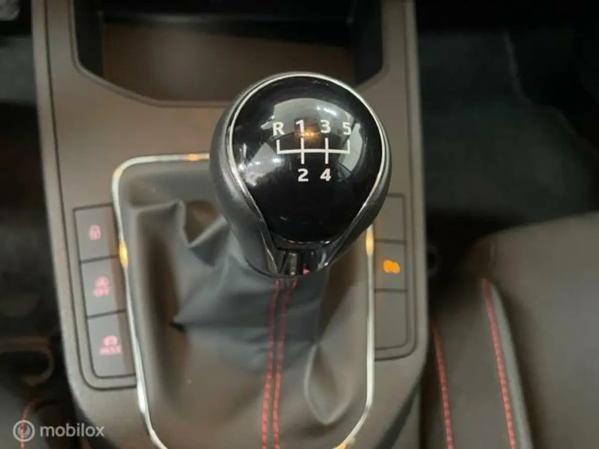 1.0 TSI FR Business Intense
