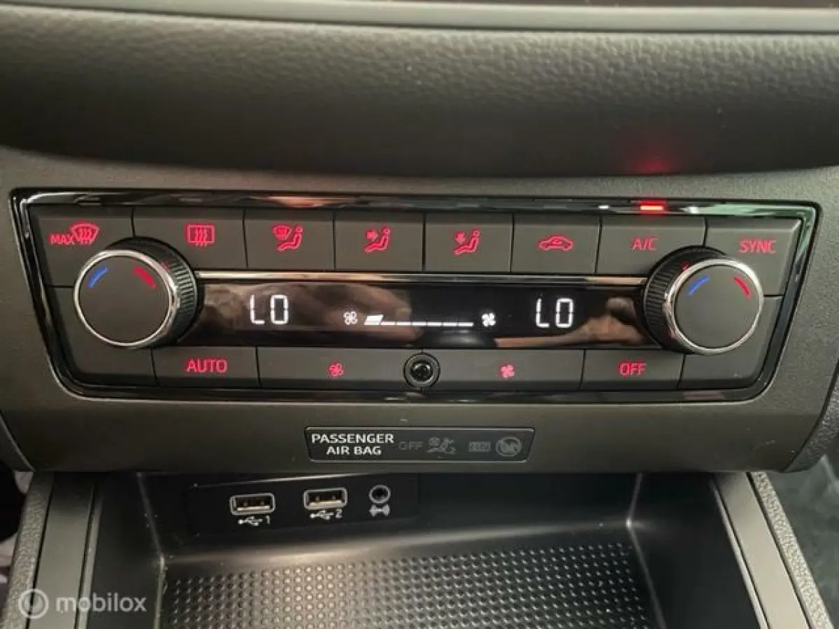 1.0 TSI FR Business Intense