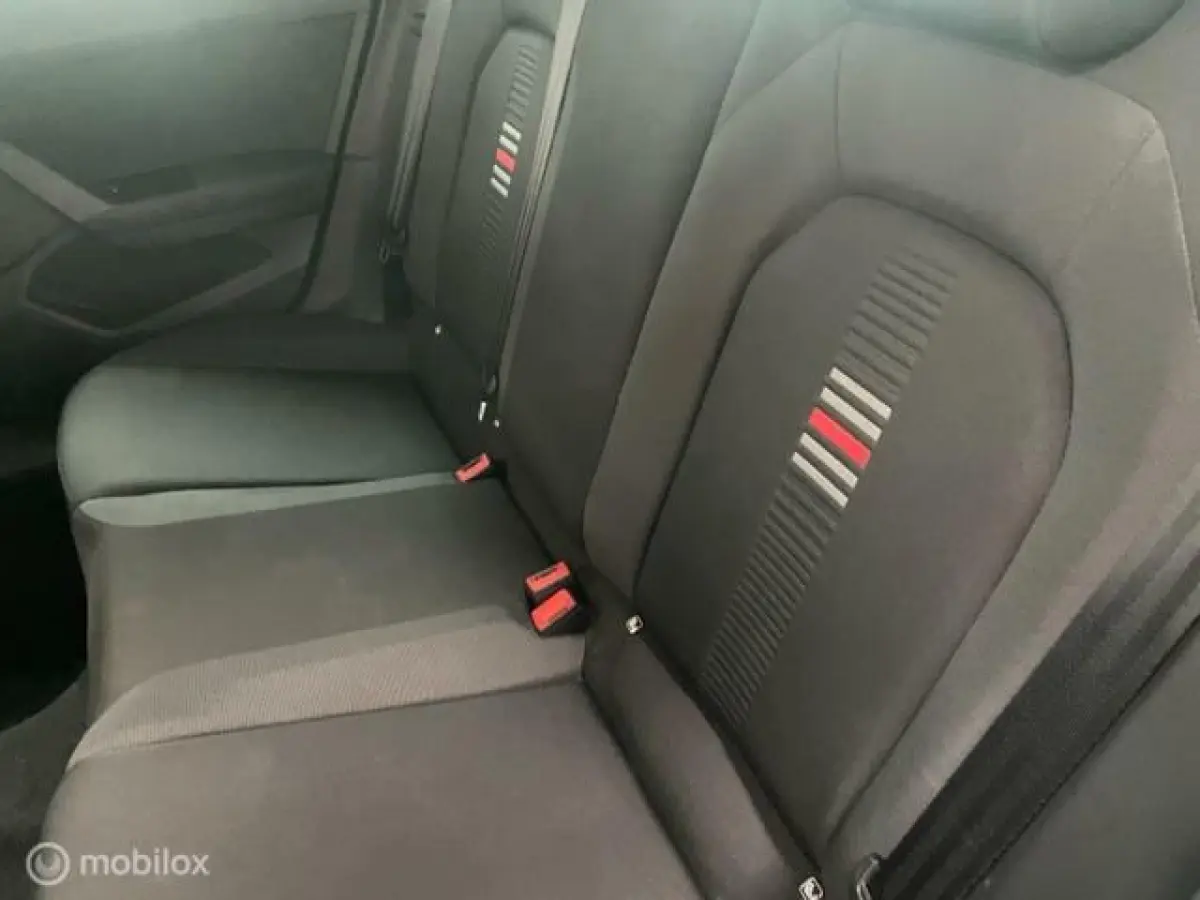 1.0 TSI FR Business Intense
