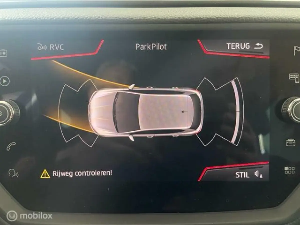 1.0 TSI FR Business Intense
