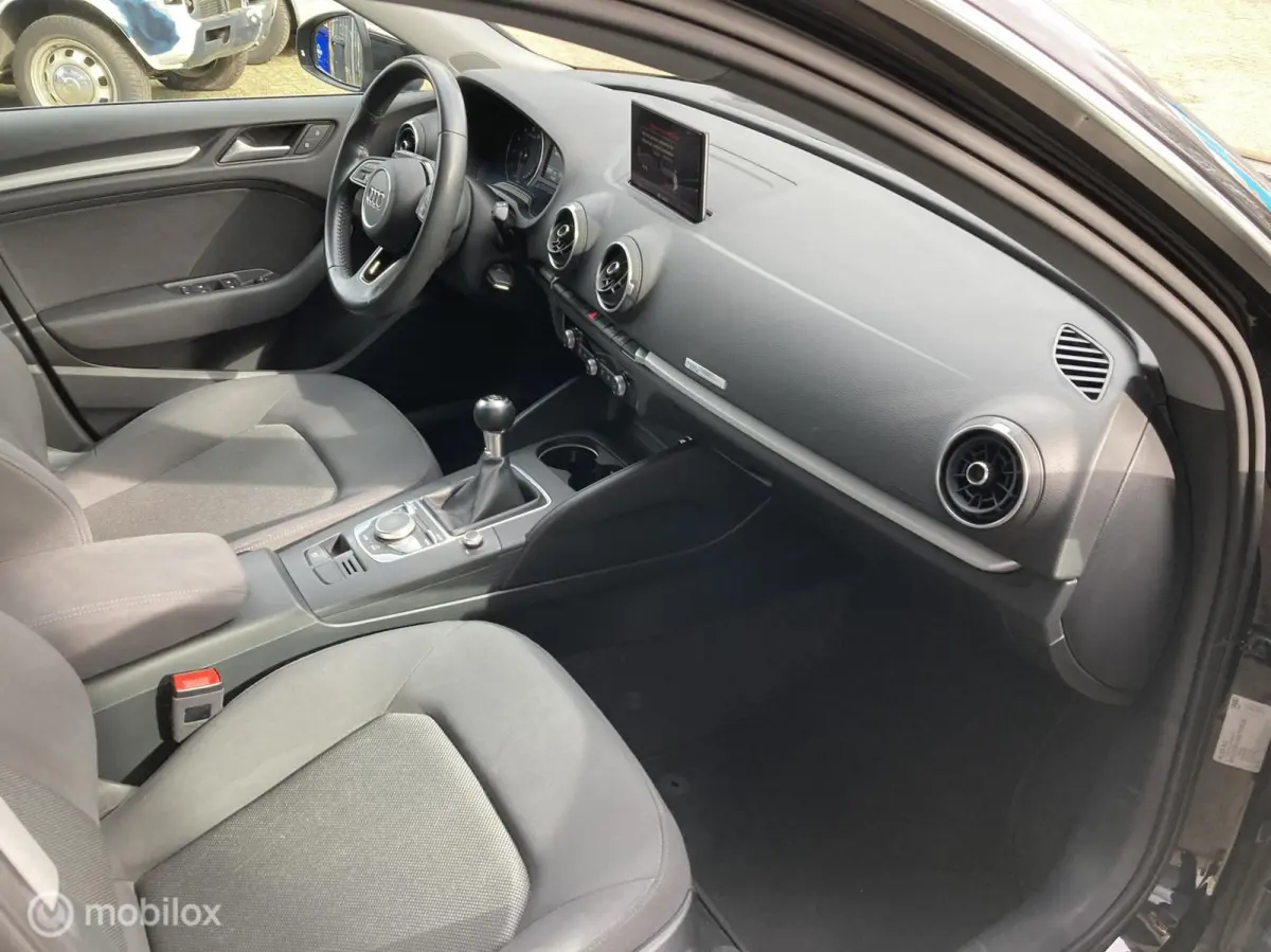 1.0 TFSI Design Pro Line Plus