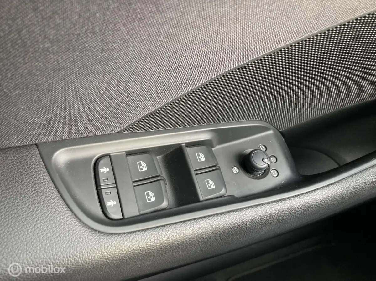 1.0 TFSI Design Pro Line Plus