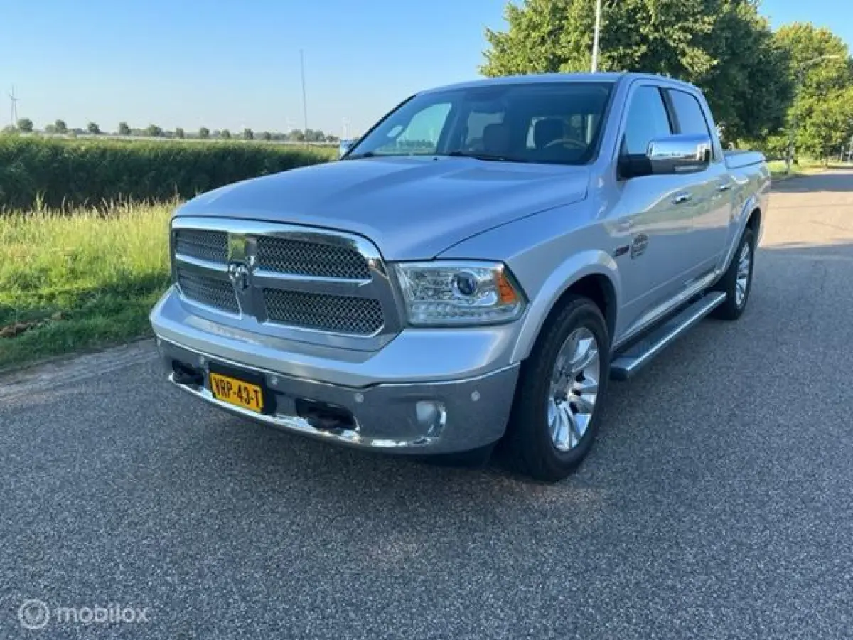 1500 3.0 TD Crew Cab 5'7 eco diesel euro 6 !!!!