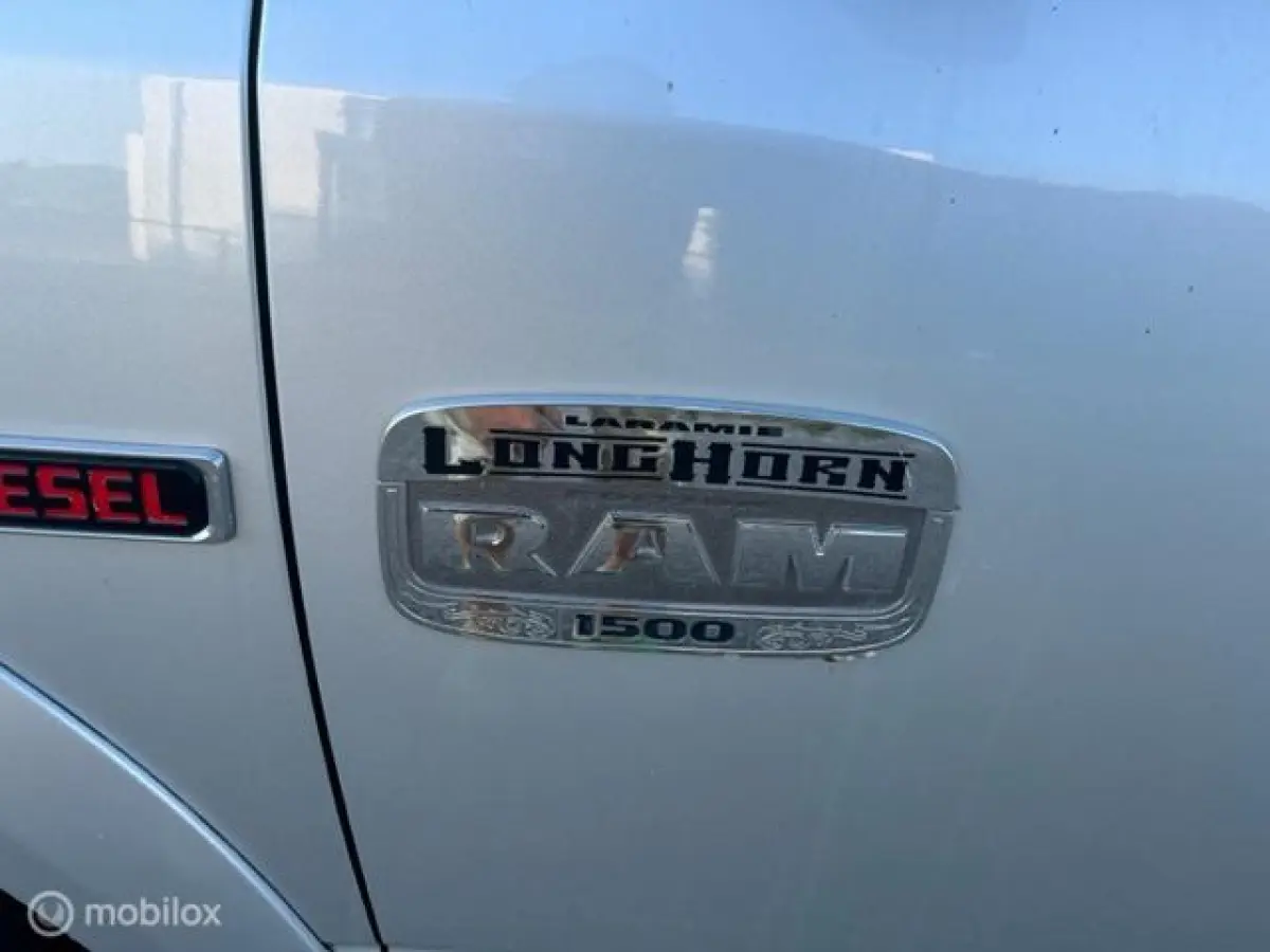 1500 3.0 TD Crew Cab 5'7 eco diesel euro 6 !!!!