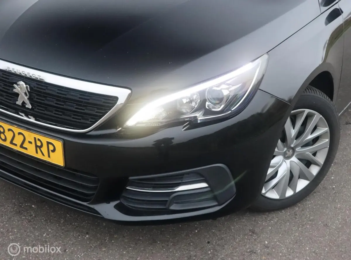 5Drs 1.2 PT 110 PK H6 Navi|DonkerGlas|Carplay|Cruise|Isofix
