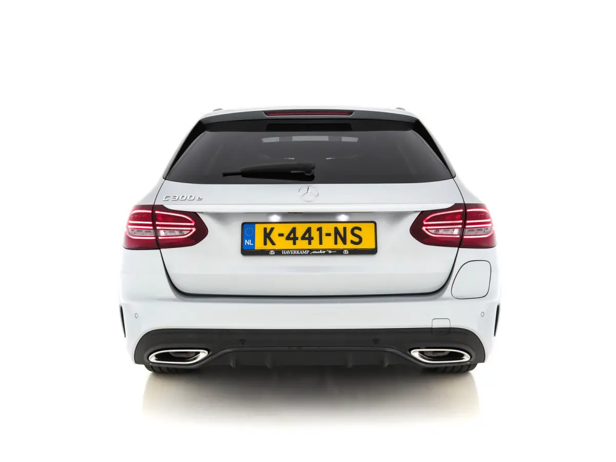 300 e AMG-Styling Limited Business Solution (Plug-in) {SoH-86%} (INCL-BTW) Aut. *PANO | LEATHER-ALCANTARA | FULL-LED | NAVI-FULLMAP | TOPVIEW | BLINDSPOT | PREMIUM-AUDIO | DAB | CARPLAY | AM