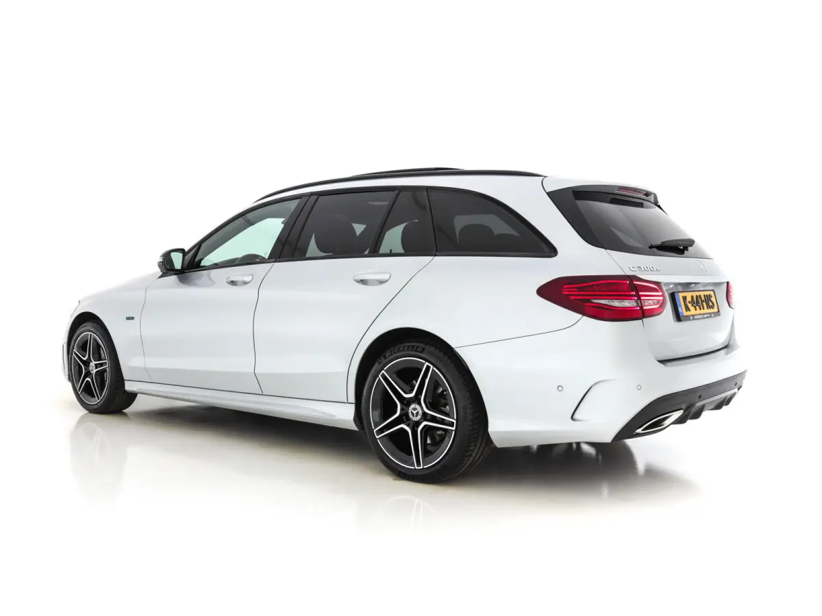 300 e AMG-Styling Limited Business Solution (Plug-in) {SoH-86%} (INCL-BTW) Aut. *PANO | LEATHER-ALCANTARA | FULL-LED | NAVI-FULLMAP | TOPVIEW | BLINDSPOT | PREMIUM-AUDIO | DAB | CARPLAY | AM