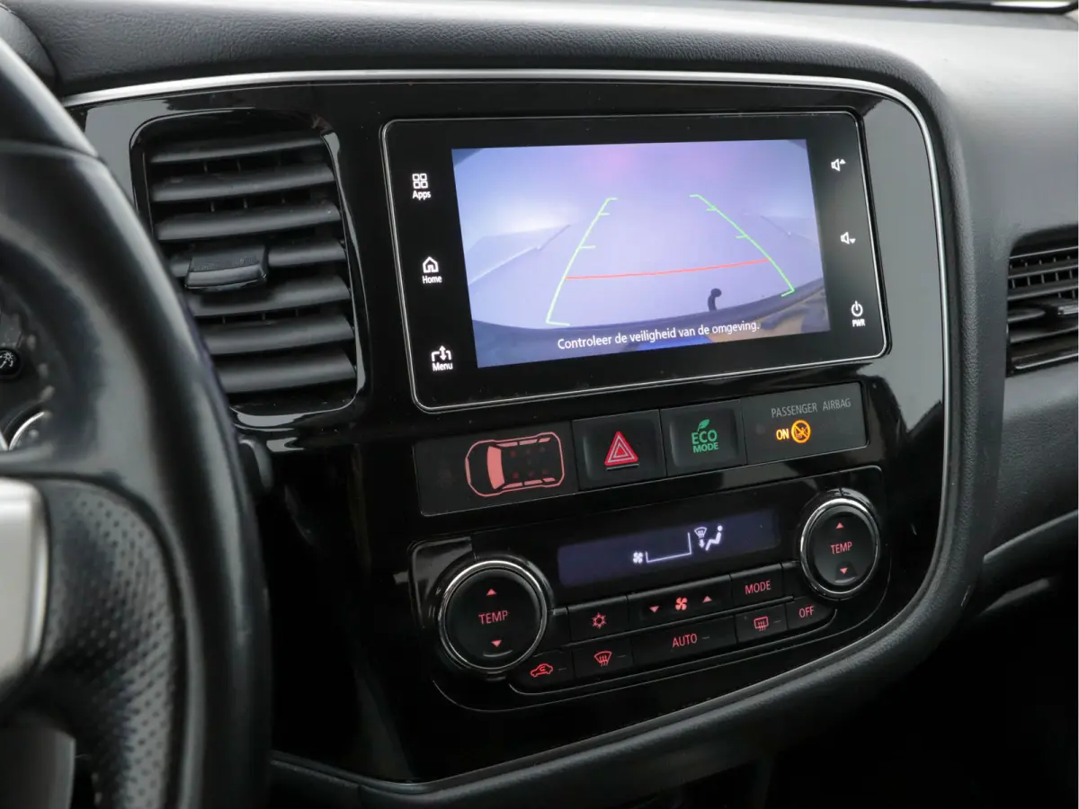 2.0 AWD (Plug-In) (INCL-BTW) Aut.*LEATHER-ALCANTARA | NAVI-FULLMAP | KEYLESS | DAB | CAMERA | ECC | CRUISE | CARPLAY | PRIVACY-GLASS | TOWBAR | SHIFTPADDLES | 16"ALU*