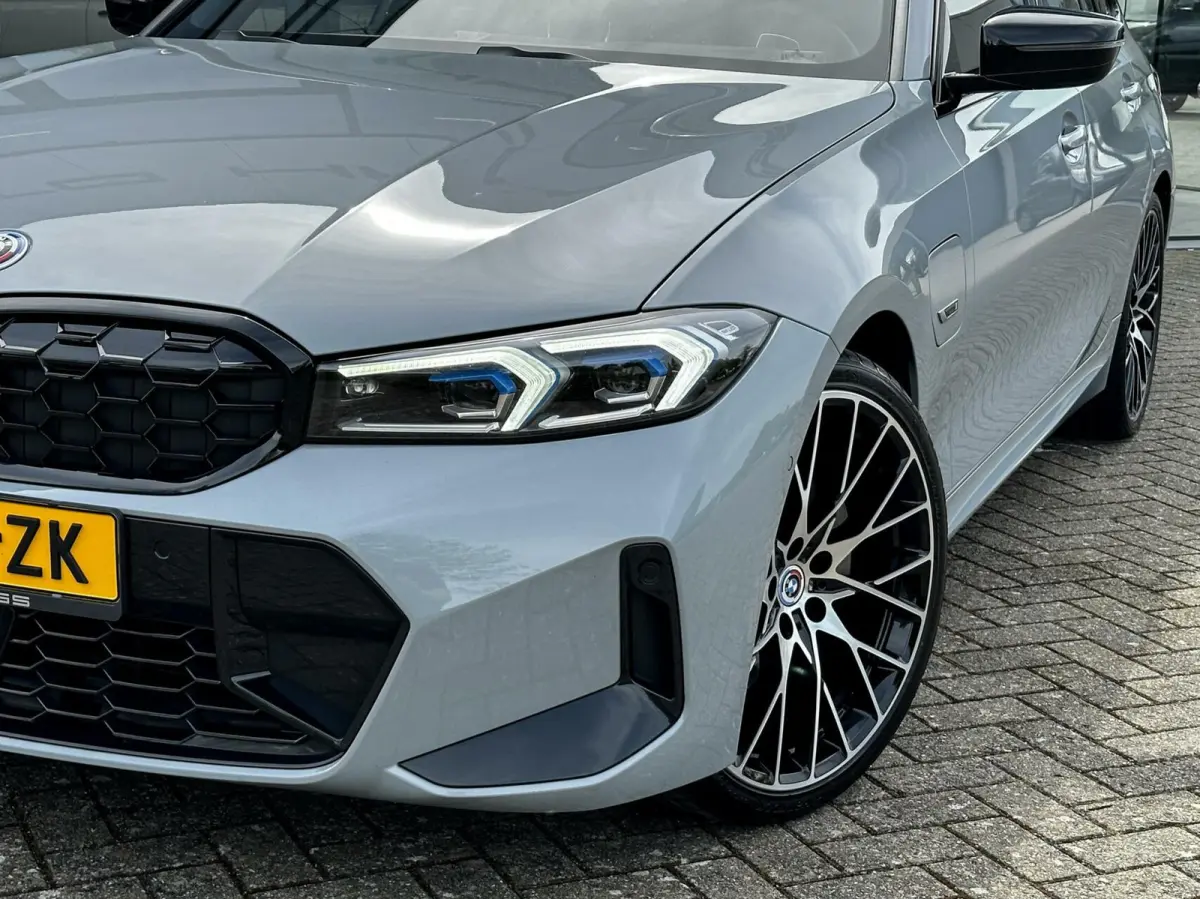 330e