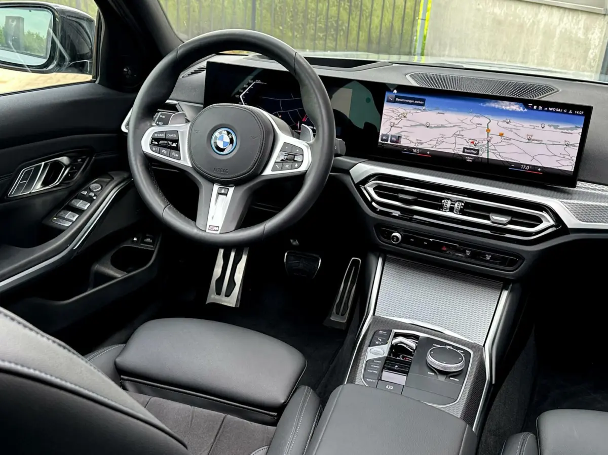 330e