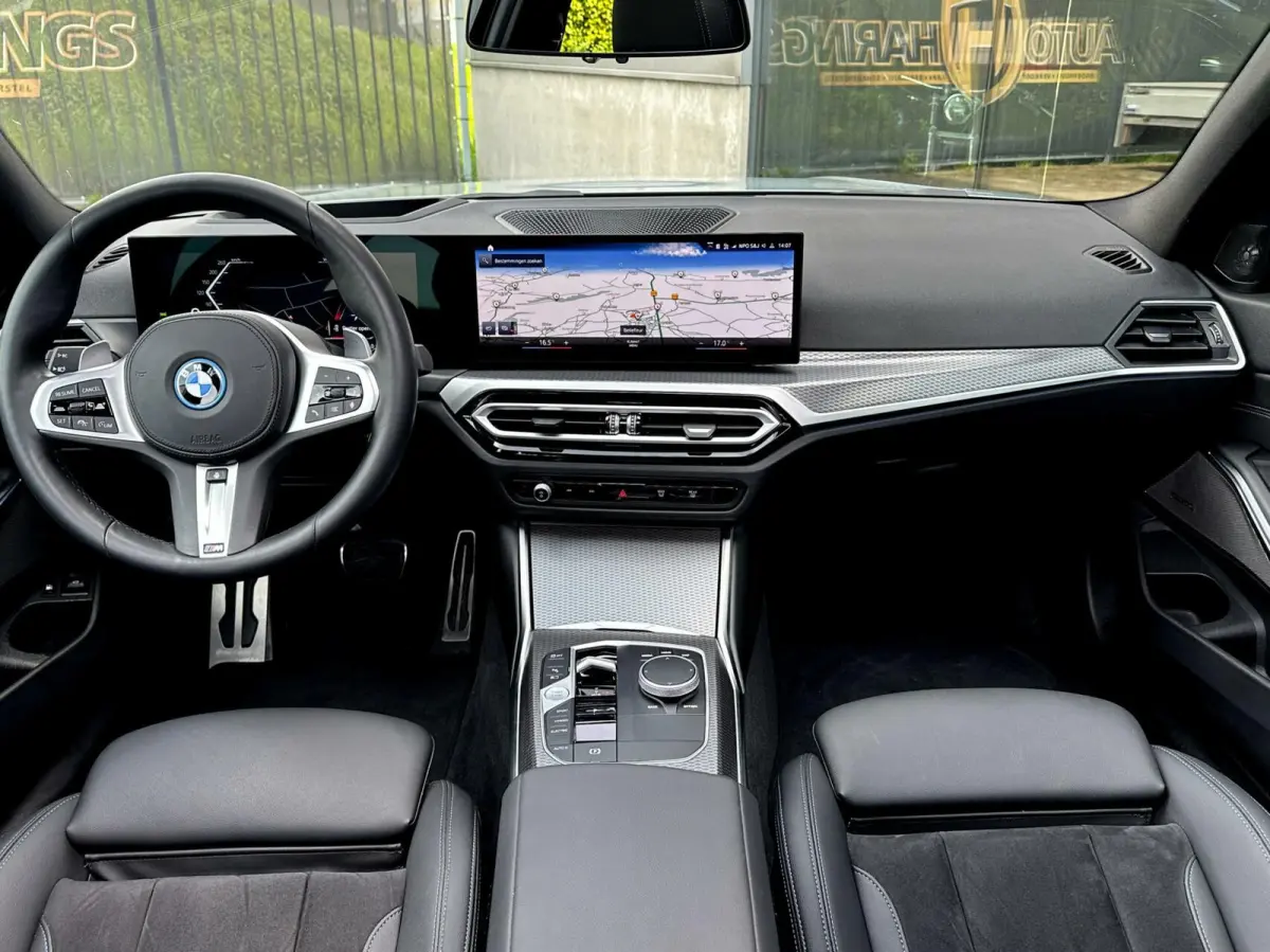 330e