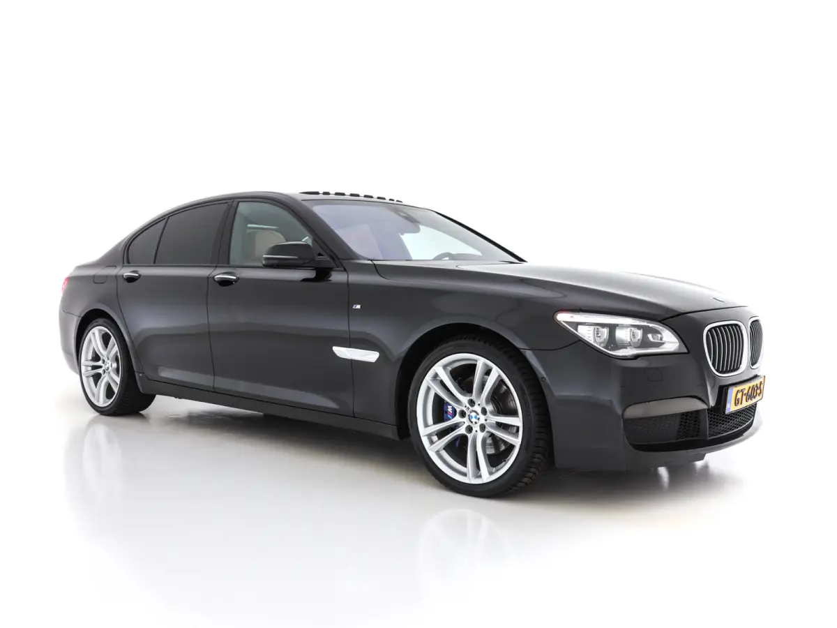 740d xDrive M-Sport-Styling Aut. *PANO | LEATHER | FULL-LED | TOPVIEW | NAVI-FULLMAP | SOFTCLOSE | HEAD-UP | HARMAN/KARDON | KEYLESS | CRUISE | HEATED-SPORTSEATS | LANE-ASSIST | MEMORY-PACK 