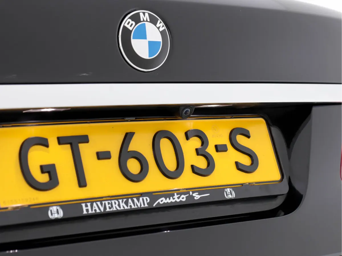 740d xDrive M-Sport-Styling Aut. *PANO | LEATHER | FULL-LED | TOPVIEW | NAVI-FULLMAP | SOFTCLOSE | HEAD-UP | HARMAN/KARDON | KEYLESS | CRUISE | HEATED-SPORTSEATS | LANE-ASSIST | MEMORY-PACK 