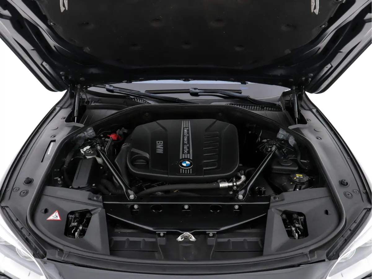 740d xDrive M-Sport-Styling Aut. *PANO | LEATHER | FULL-LED | TOPVIEW | NAVI-FULLMAP | SOFTCLOSE | HEAD-UP | HARMAN/KARDON | KEYLESS | CRUISE | HEATED-SPORTSEATS | LANE-ASSIST | MEMORY-PACK 