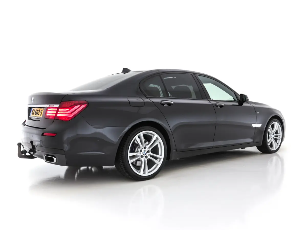 740d xDrive M-Sport-Styling Aut. *PANO | LEATHER | FULL-LED | TOPVIEW | NAVI-FULLMAP | SOFTCLOSE | HEAD-UP | HARMAN/KARDON | KEYLESS | CRUISE | HEATED-SPORTSEATS | LANE-ASSIST | MEMORY-PACK 