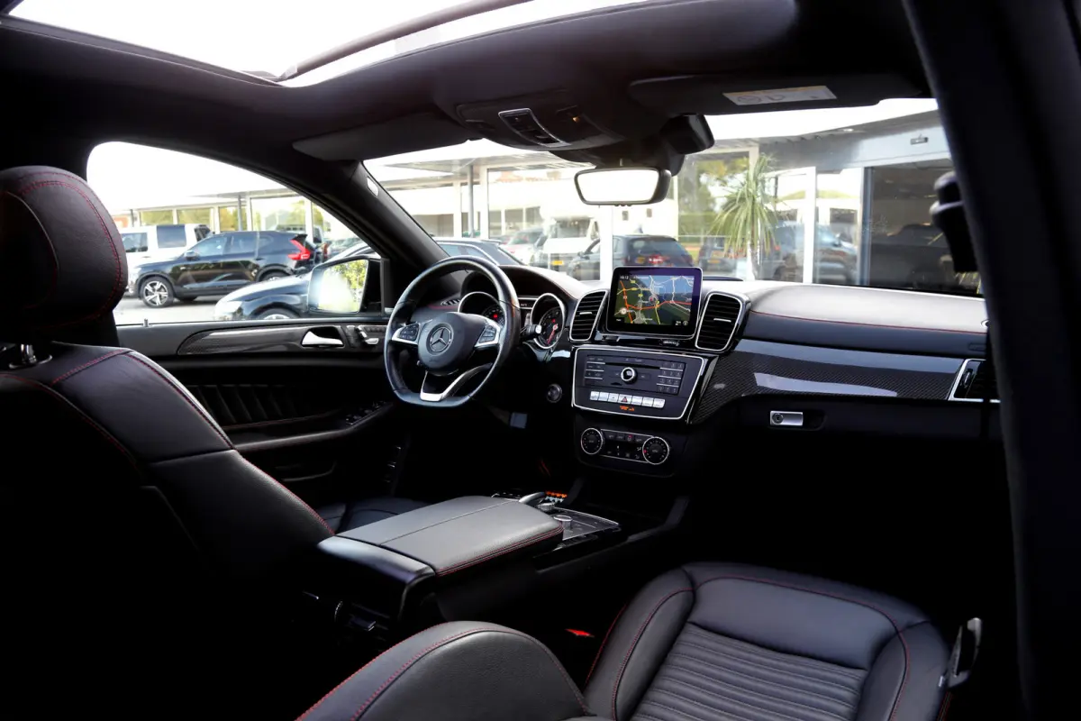 43 AMG 367PK 4MATIC 9-G Aut.*Perfect MB Onderh.*AMG int/ext/Panodak/Nightpakket/Sfeer/Apple Carplay-Android/Carbon/Luchtvering/LED Koplampen/Harman-Kardon/Elek. Trekhaak/Elek. Klep/