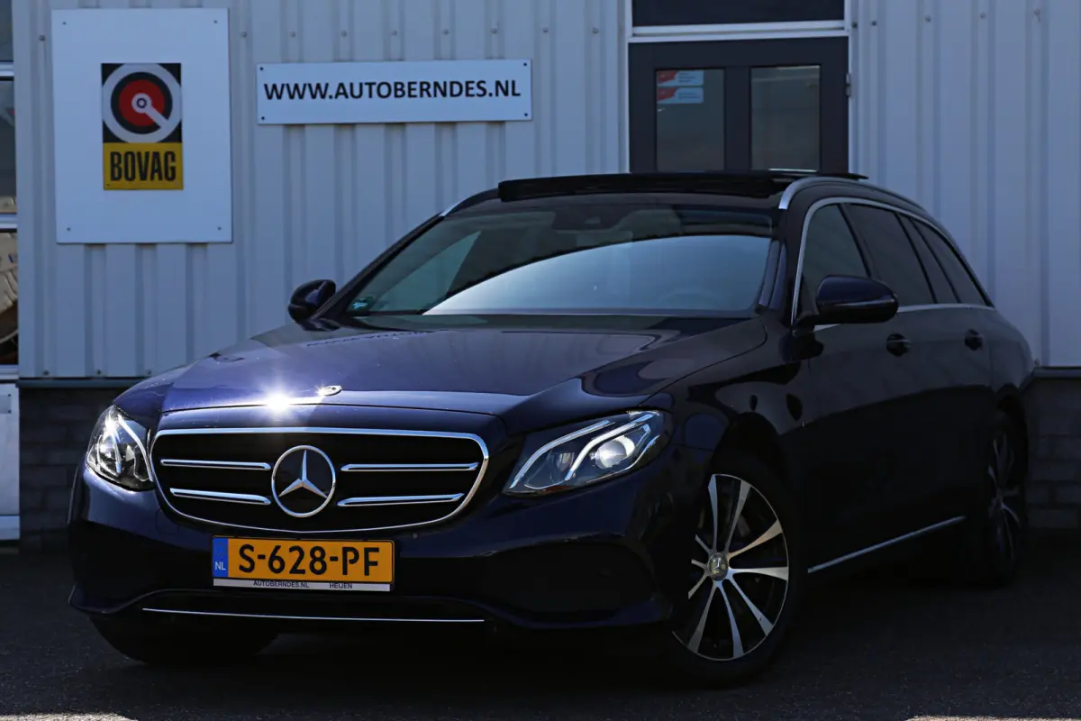 300 de Premium Plus Plug in Hybride 9-G Aut.*BTW*Perfect MB Onderh.*Panodak/Leder/Stoelverw./Burmester/ACC/Xenon/LED/Elek. Klep/Dodehoek/Rijstrook/Apple Carplay-Android/Camera/Parkeersens.V+