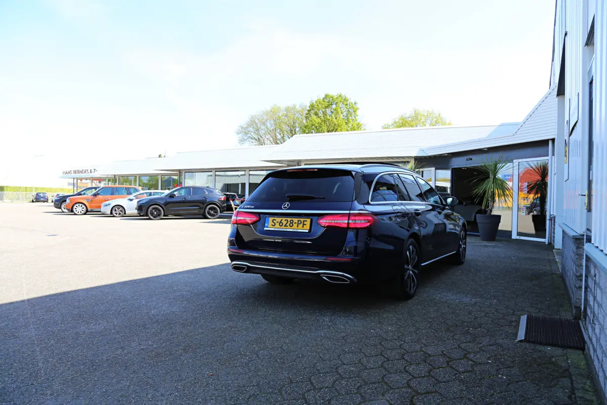 300 de Premium Plus Plug in Hybride 9-G Aut.*BTW*Perfect MB Onderh.*Panodak/Leder/Stoelverw./Burmester/ACC/Xenon/LED/Elek. Klep/Dodehoek/Rijstrook/Apple Carplay-Android/Camera/Parkeersens.V+