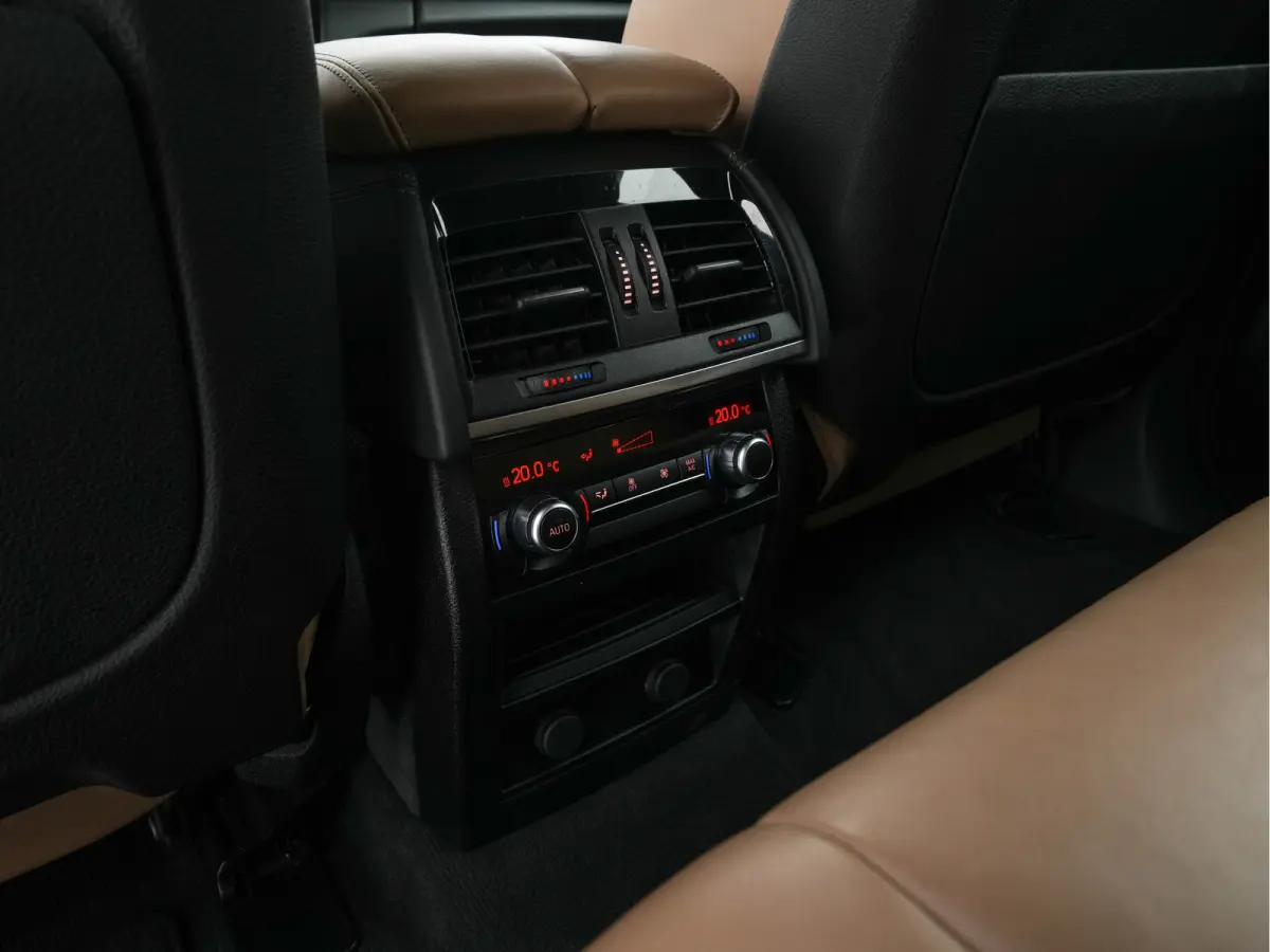M Sport-Styling Innovation-Pack [ CHIP-TUNING 680-PK/850-Nm ] Aut. *LEATHER | NIGHTVISION | TOPVIEW | MEMORY-PACK | HARMAN/KARDON-AUDIO | HEAD-UP | SOFTCLOSE |  BLINDSPOT | DAB+ | FULL-LED |
